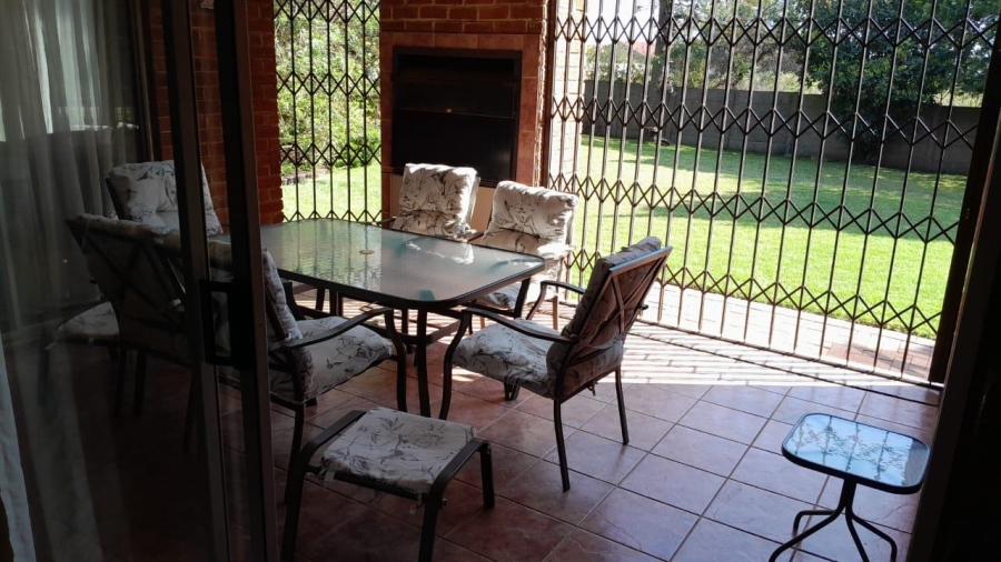 5 Bedroom Property for Sale in Riebeeckstad Free State